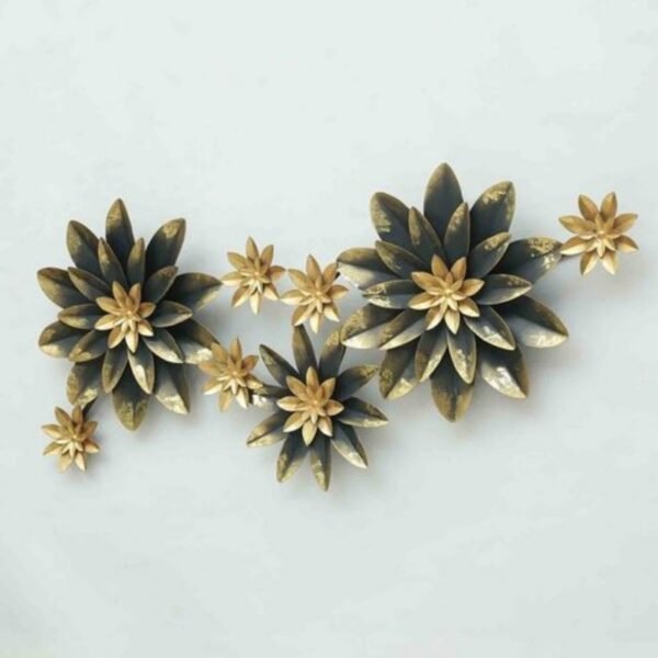 Wonderful Metal Flower Wall Hanging Art for your Home & Office Decor