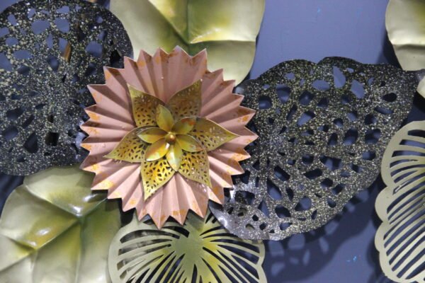 Decorative Metal Leaf Wall Art | Wall Decor to Enhance the Appreance of your Home